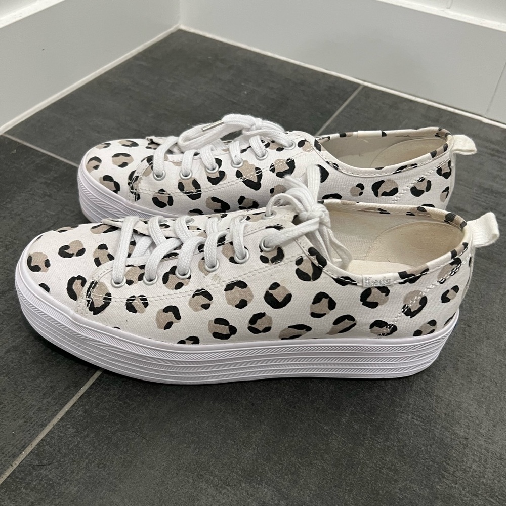 Keds Leopard Platform Sneakers- White, black, brown. Womens Size 9.